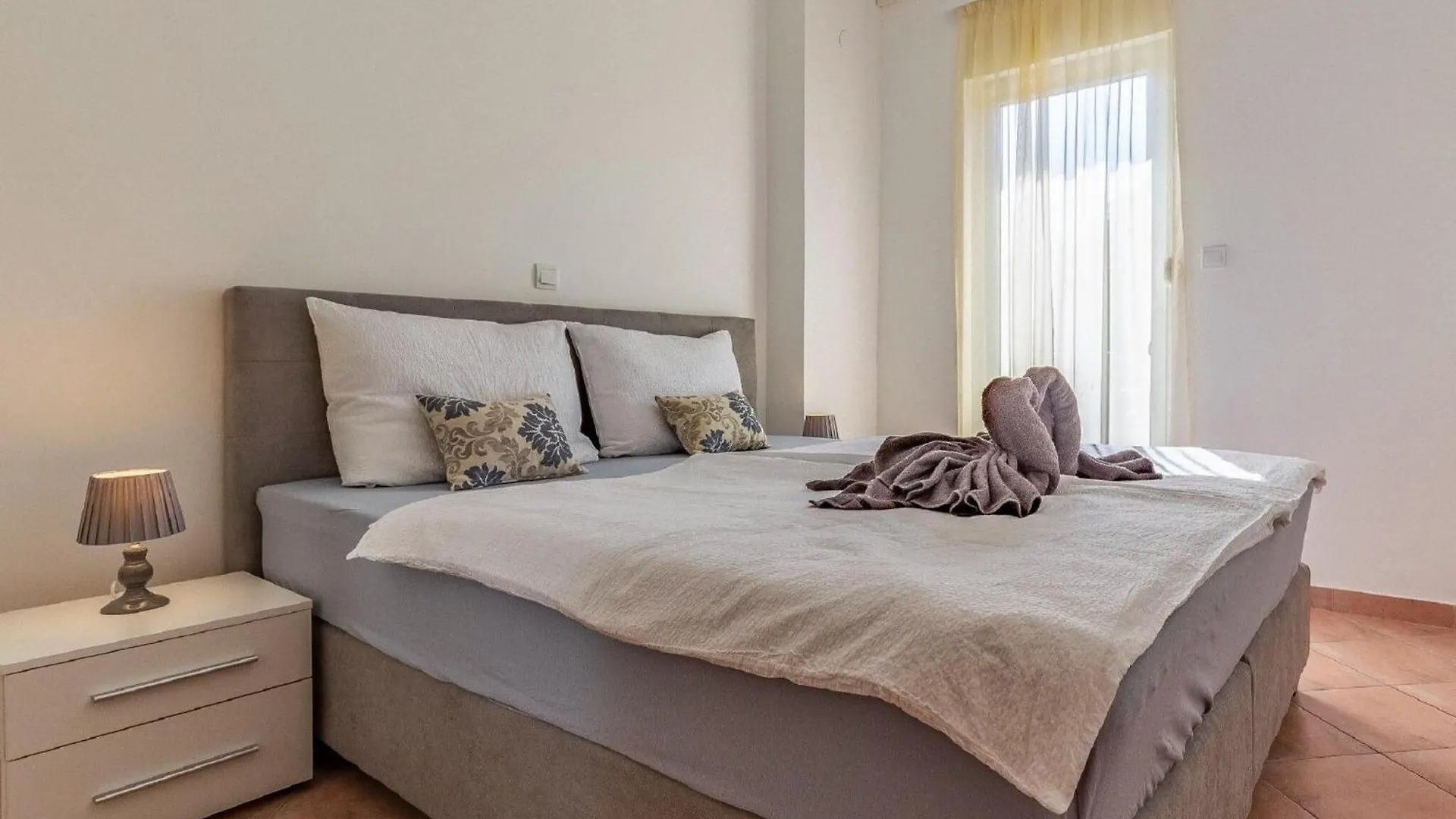 Lovely Apartment In Banjole Near Beach And Town Centre