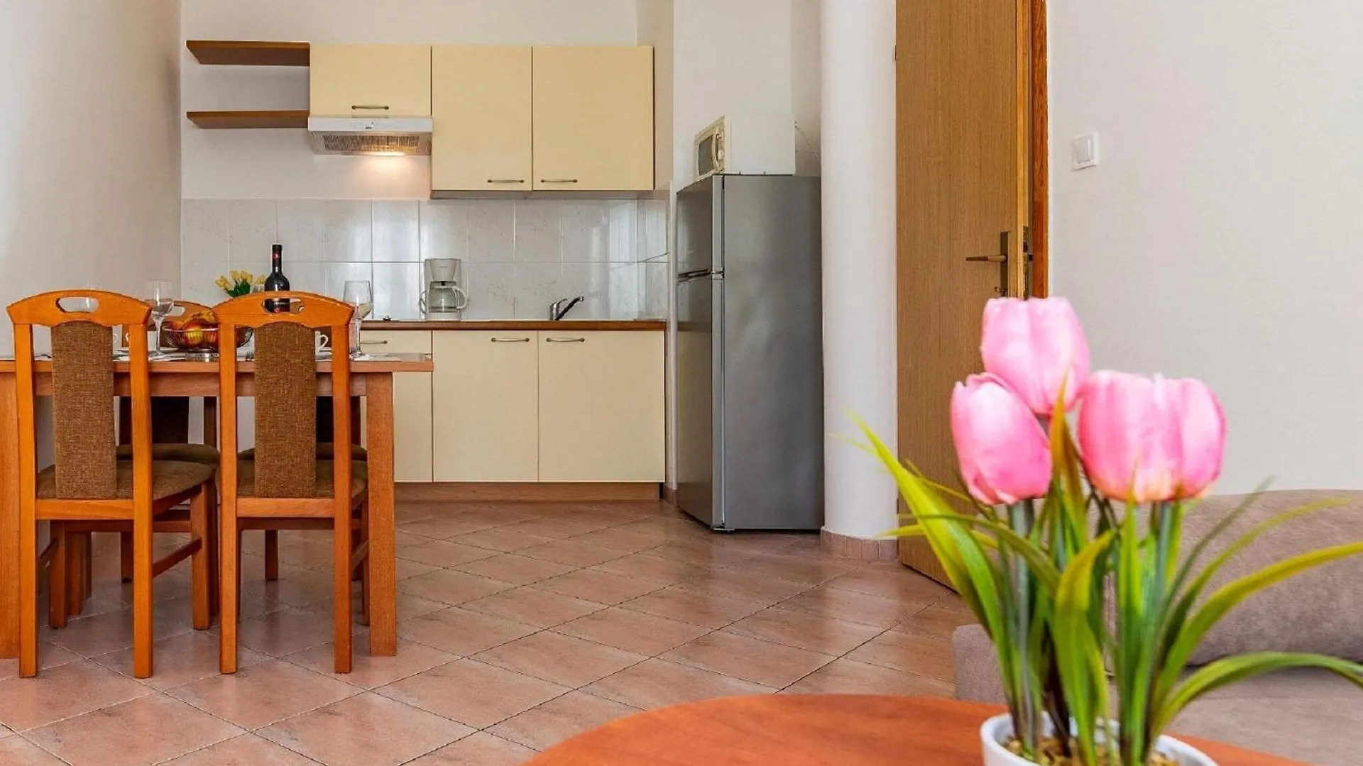 Lovely Apartment In Banjole Near Beach And Town Centre