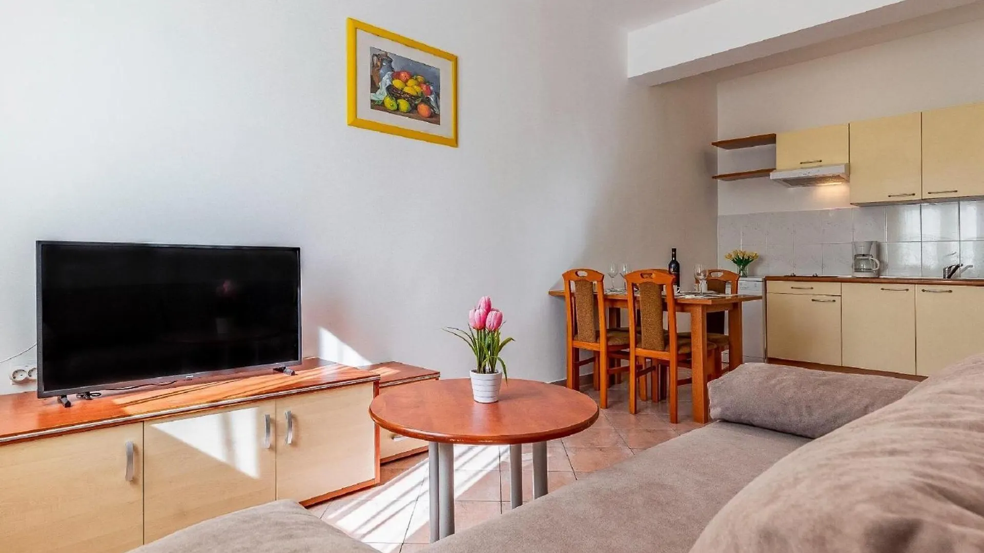 Lovely Apartment In Banjole Near Beach And Town Centre 0*,  Croatia