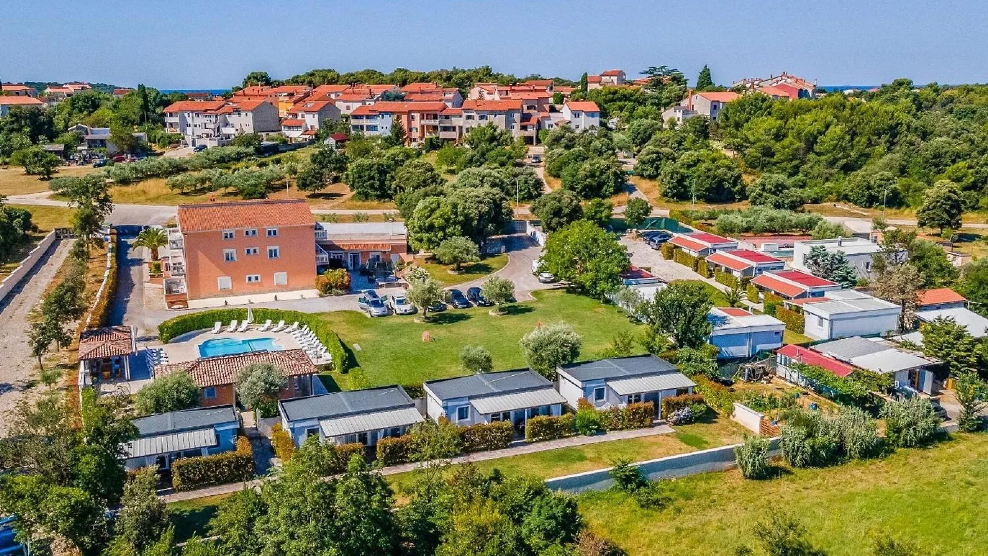 Lovely Apartment In Banjole Near Beach And Town Centre